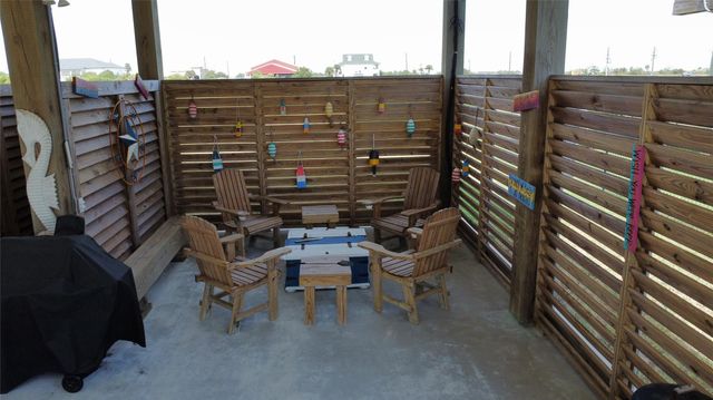2291 Lobster, Crystal Beach, TX 77650
