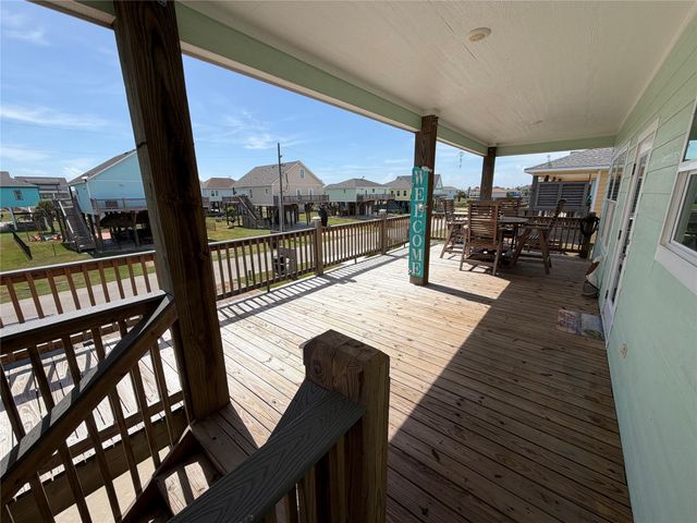 2291 Lobster, Crystal Beach, TX 77650