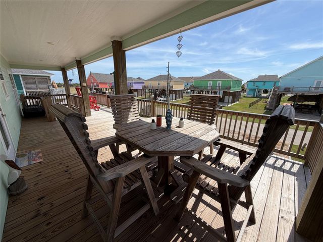 2291 Lobster, Crystal Beach, TX 77650