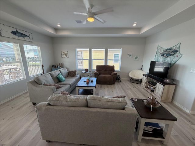 2291 Lobster, Crystal Beach, TX 77650