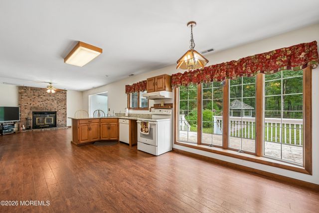 11 Angela Drive, Little Egg Harbor, NJ 08087