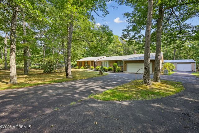 11 Angela Drive, Little Egg Harbor, NJ 08087