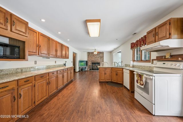 11 Angela Drive, Little Egg Harbor, NJ 08087