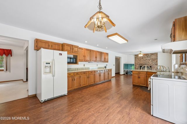 11 Angela Drive, Little Egg Harbor, NJ 08087