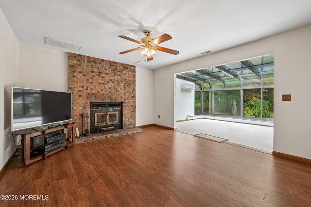 11 Angela Drive, Little Egg Harbor, NJ 08087