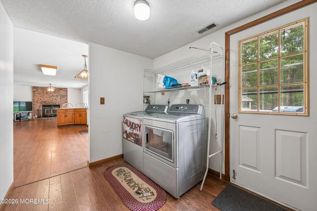 11 Angela Drive, Little Egg Harbor, NJ 08087