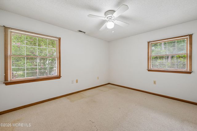 11 Angela Drive, Little Egg Harbor, NJ 08087