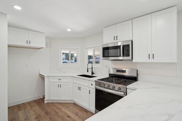 32585 Saint Andrews Drive, Thousand Palms, CA 92276