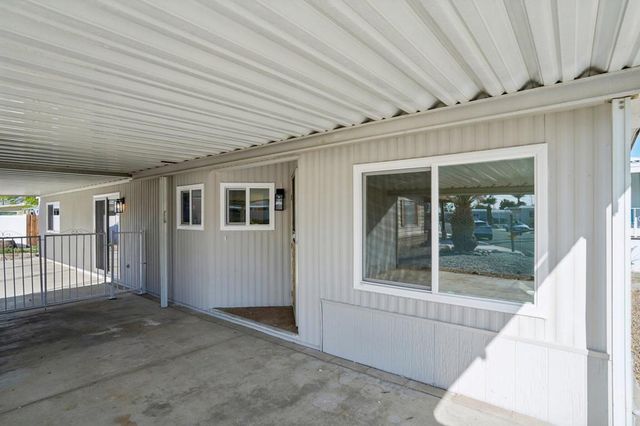 32585 Saint Andrews Drive, Thousand Palms, CA 92276