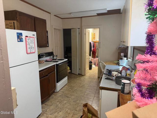 18 Main Street, Lake Luzerne, NY 12846