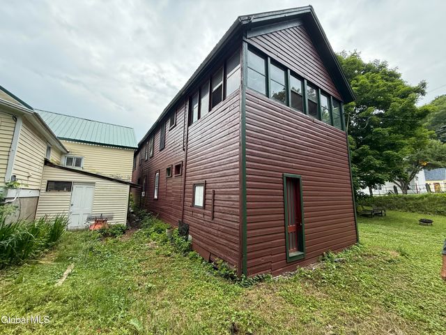 18 Main Street, Lake Luzerne, NY 12846