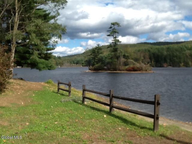 18 Main Street, Lake Luzerne, NY 12846