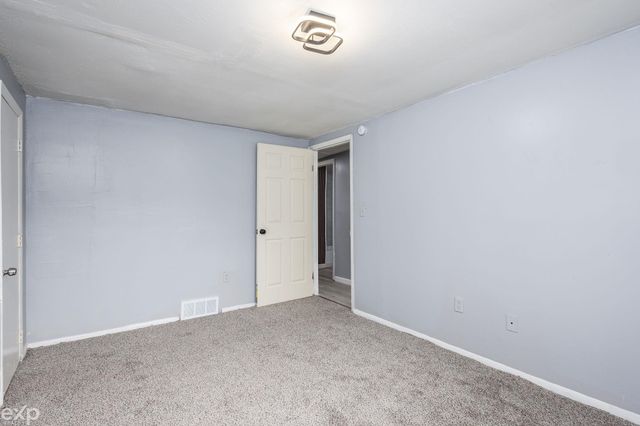 15641 Pickford Street, Detroit, MI 48235