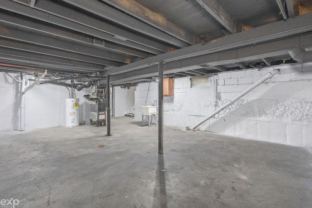 15641 Pickford Street, Detroit, MI 48235