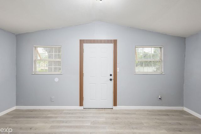 15641 Pickford Street, Detroit, MI 48235