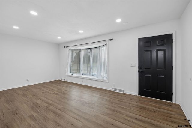 3708 Greene Avenue, Bellevue, NE 68147