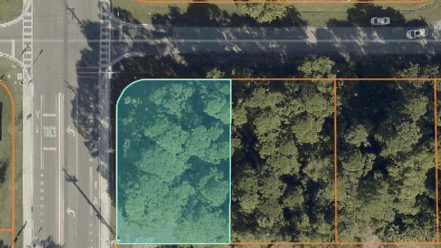 850 SE WALTERS Terrace, Port St. Lucie, FL 34983