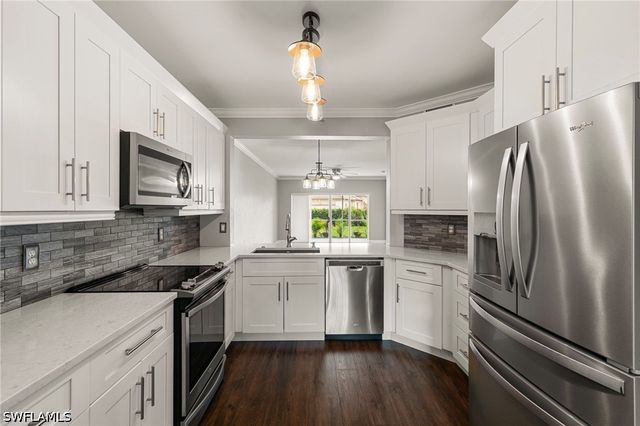 7839 Regal Heron CIR 106, Naples, FL 34104