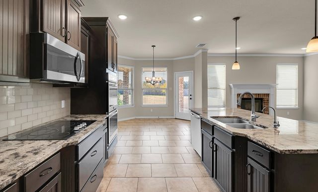 704 Salisbury Drive, Waco, TX 76712