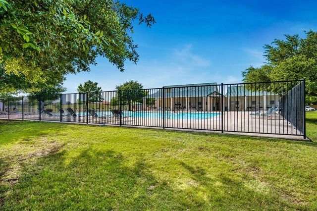 704 Salisbury Drive, Waco, TX 76712