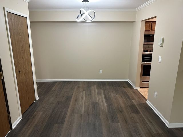 3005 Fernwood 103, Ann Arbor, MI 48108