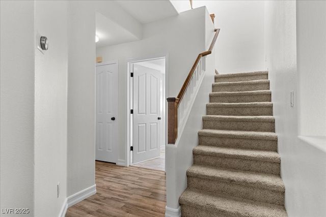 10665 Hillock Court, Las Vegas, NV 89144