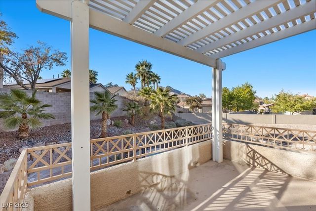 10665 Hillock Court, Las Vegas, NV 89144