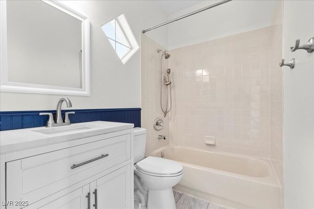 10665 Hillock Court, Las Vegas, NV 89144