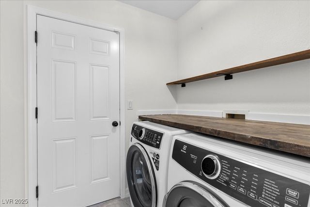 10665 Hillock Court, Las Vegas, NV 89144