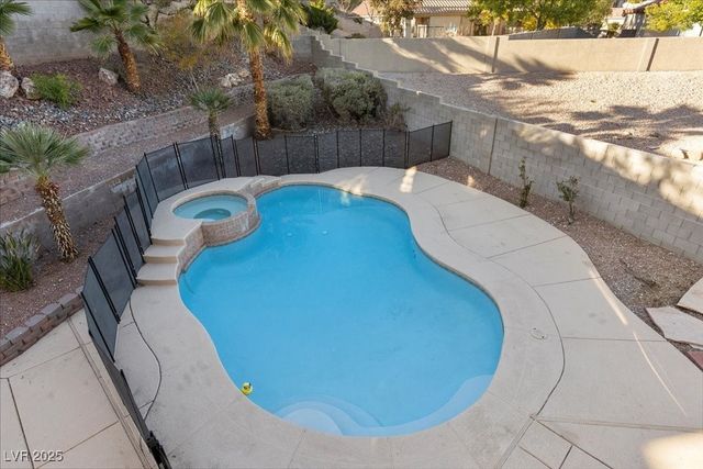 10665 Hillock Court, Las Vegas, NV 89144