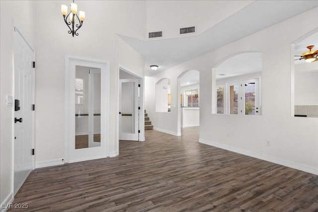 10665 Hillock Court, Las Vegas, NV 89144