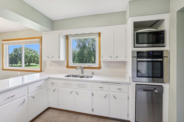 1909 Weber Drive, Sun Prairie, WI 53590