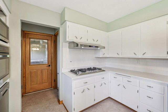 1909 Weber Drive, Sun Prairie, WI 53590