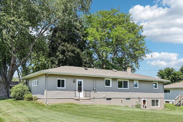 1909 Weber Drive, Sun Prairie, WI 53590