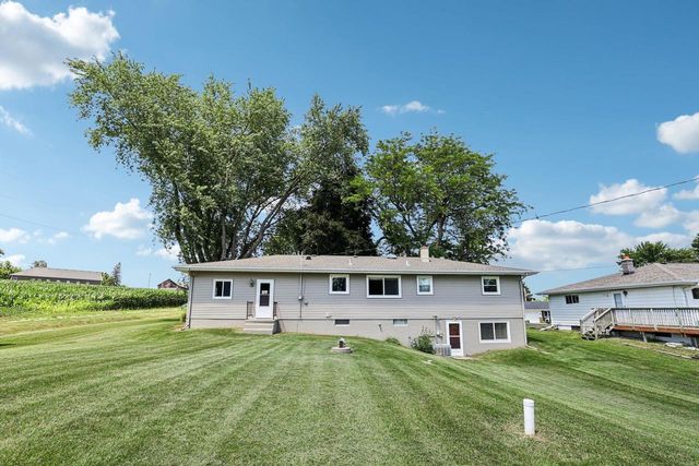 1909 Weber Drive, Sun Prairie, WI 53590
