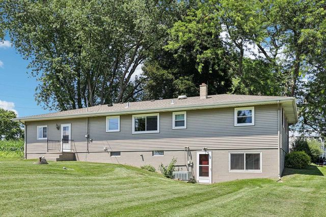 1909 Weber Drive, Sun Prairie, WI 53590