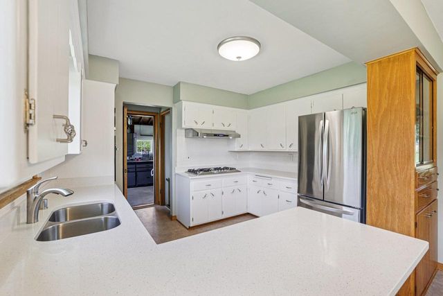 1909 Weber Drive, Sun Prairie, WI 53590