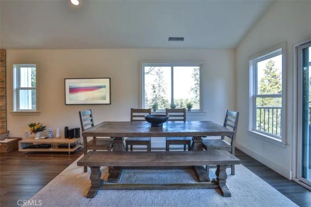 28622 Shenandoah Drive, Lake Arrowhead, CA 92352