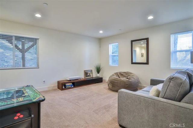 28622 Shenandoah Drive, Lake Arrowhead, CA 92352