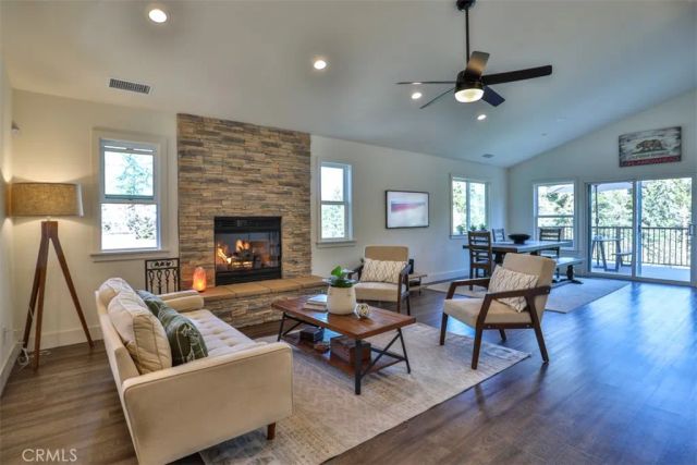 28622 Shenandoah Drive, Lake Arrowhead, CA 92352