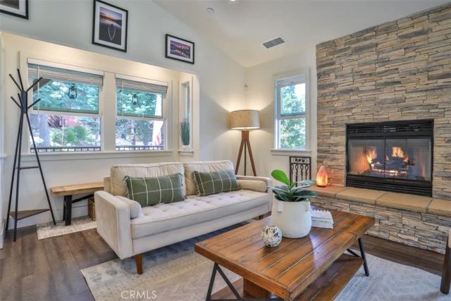 28622 Shenandoah Drive, Lake Arrowhead, CA 92352