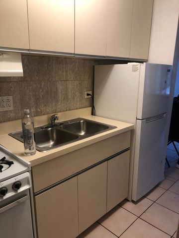 6124 W 79th Street, Burbank, IL 60459