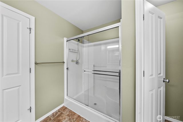 6016 Elizabeth Avenue SE, Auburn, WA 98092