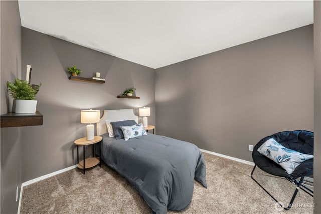 6016 Elizabeth Avenue SE, Auburn, WA 98092
