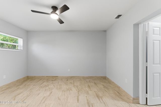 3064 CARREVERO Drive W, Jacksonville, FL 32216