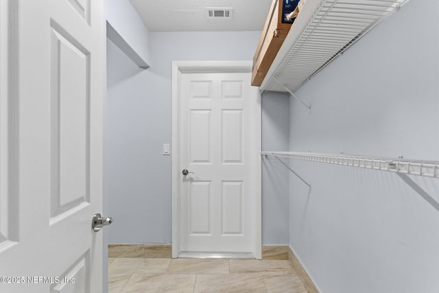 3064 CARREVERO Drive W, Jacksonville, FL 32216