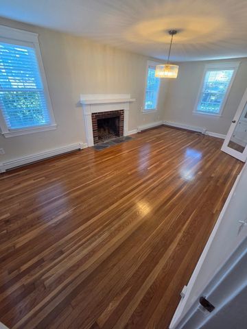 101 Hillside Ave, Somerset, MA 02726