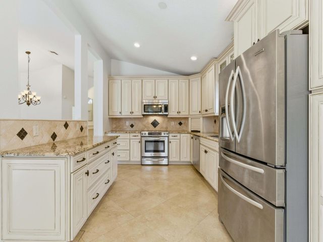 10740 Grande Palladium Way, Boynton Beach, FL 33436