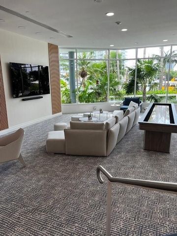 2670 E Sunrise Boulevard 726, Fort Lauderdale, FL 33304