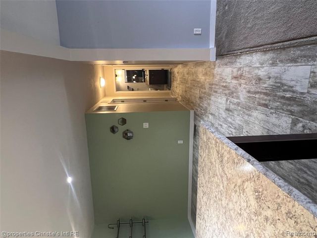 33020 Spruce Court, Lenox, MI 48048